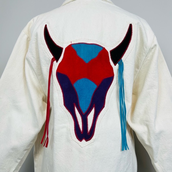 Vintage Cream Long Coat with Colorful Bull Skull Design - Picture 4 of 8